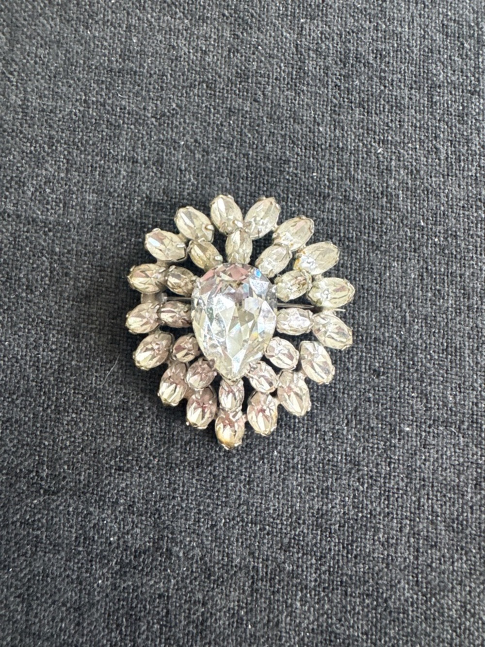Vintage Crystal Teardrop Burst Brooch - Silver Tone